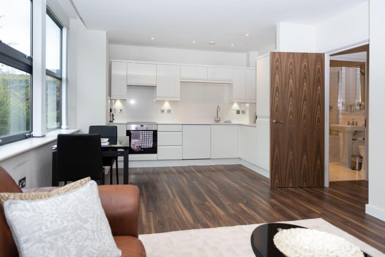 City Stay Apartments - Centro มิลตันคีนส์ ภายนอก รูปภาพ