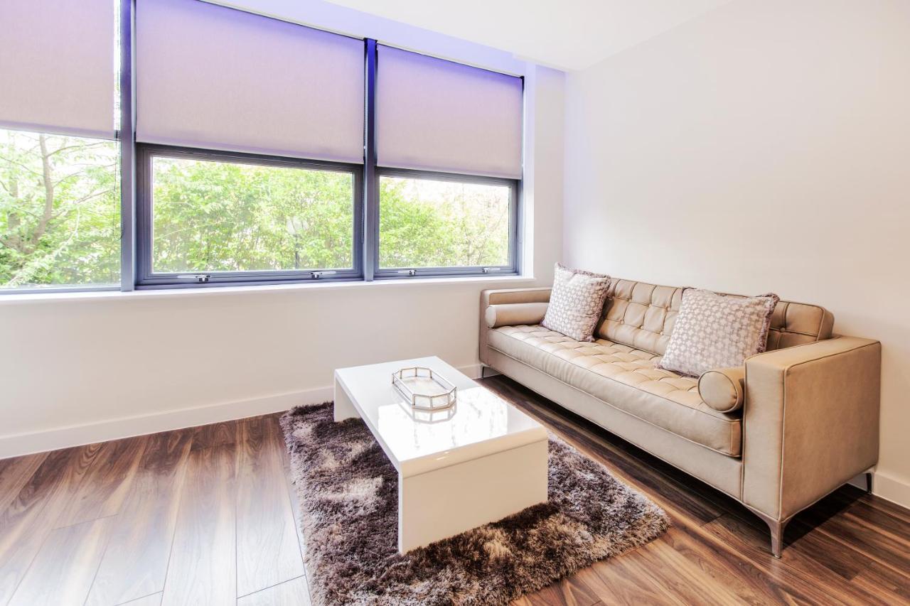 City Stay Apartments - Centro มิลตันคีนส์ ภายนอก รูปภาพ