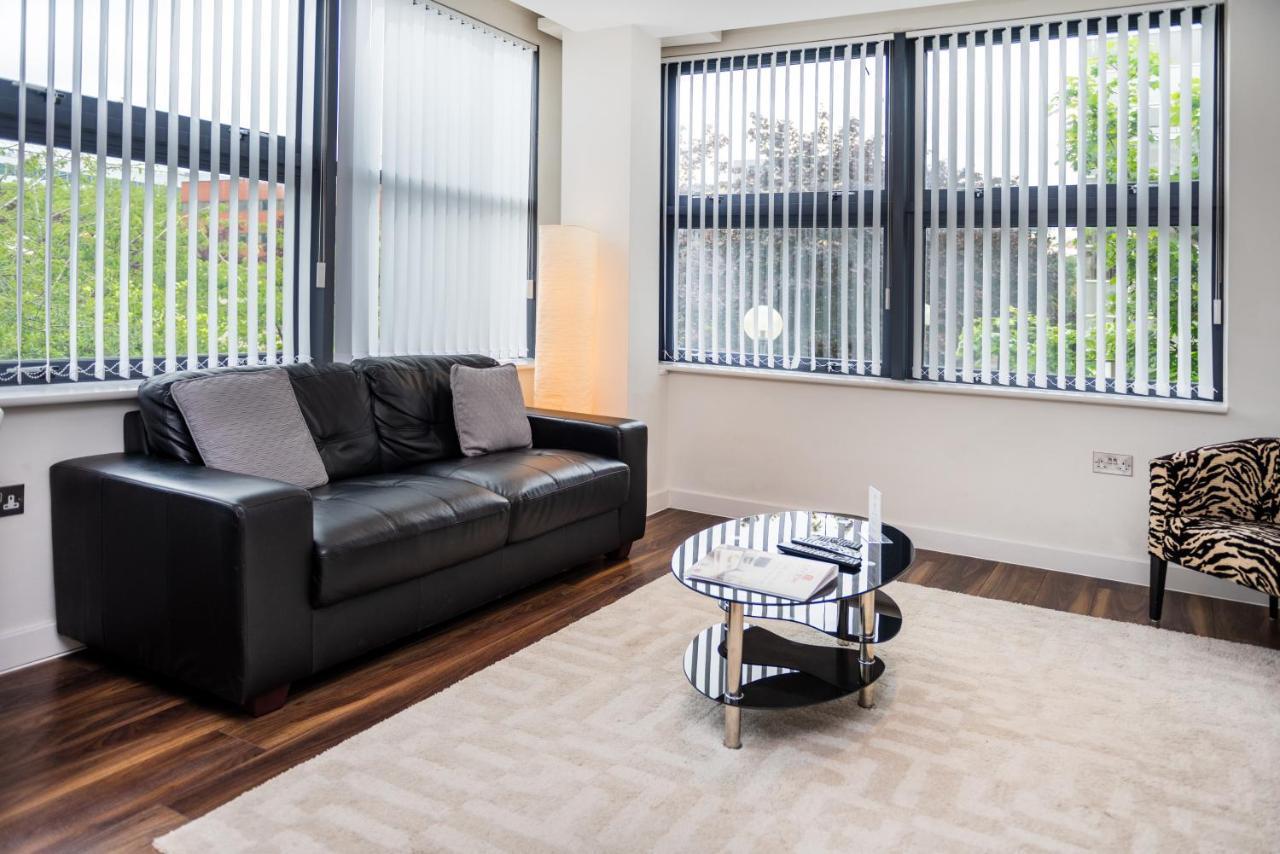 City Stay Apartments - Centro มิลตันคีนส์ ภายนอก รูปภาพ
