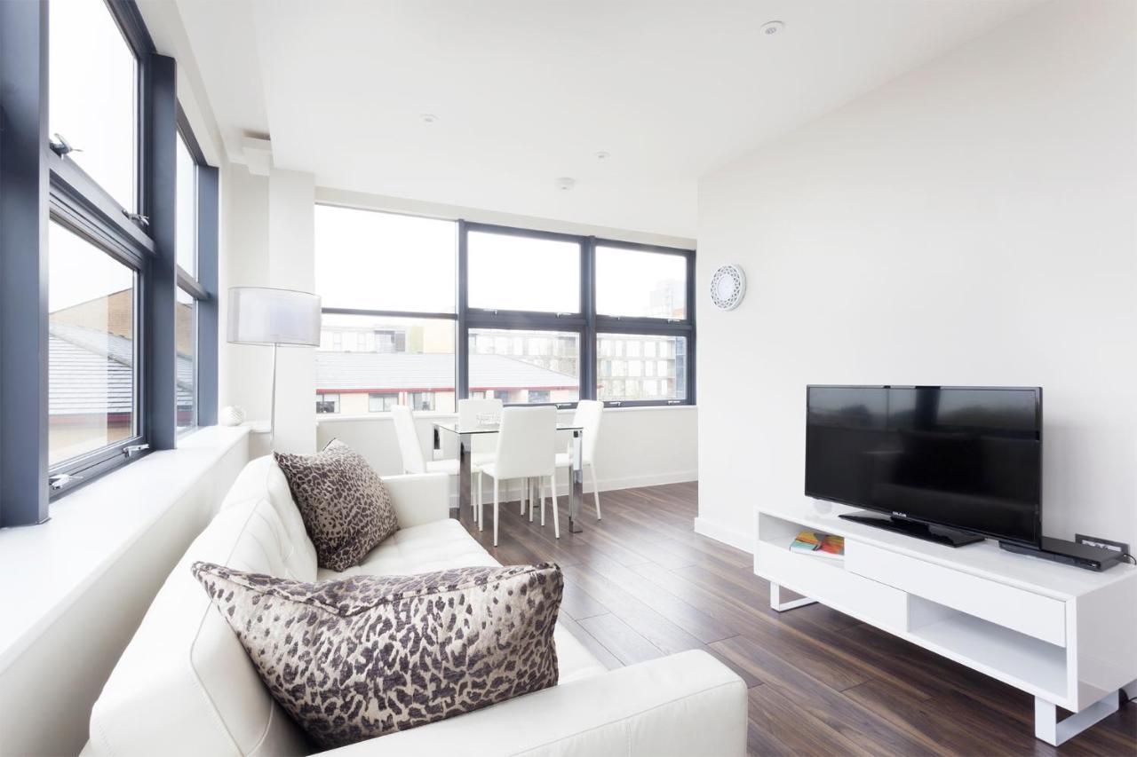 City Stay Apartments - Centro มิลตันคีนส์ ภายนอก รูปภาพ